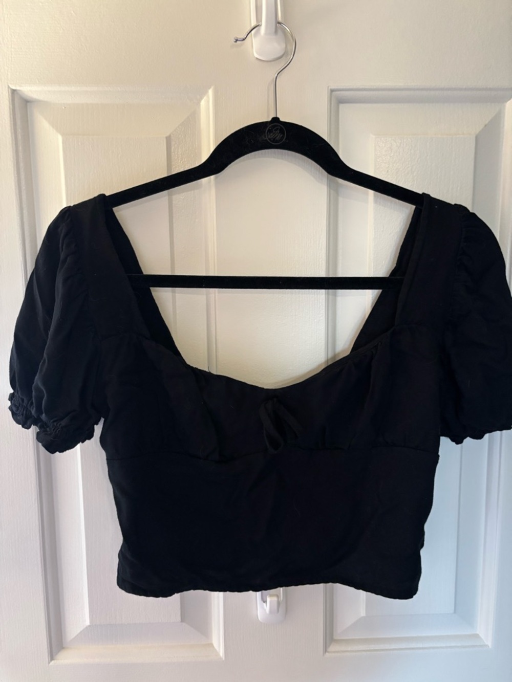 Urban Outfitters Black Puff Sleeve Crop Top - Picture 3 of 3